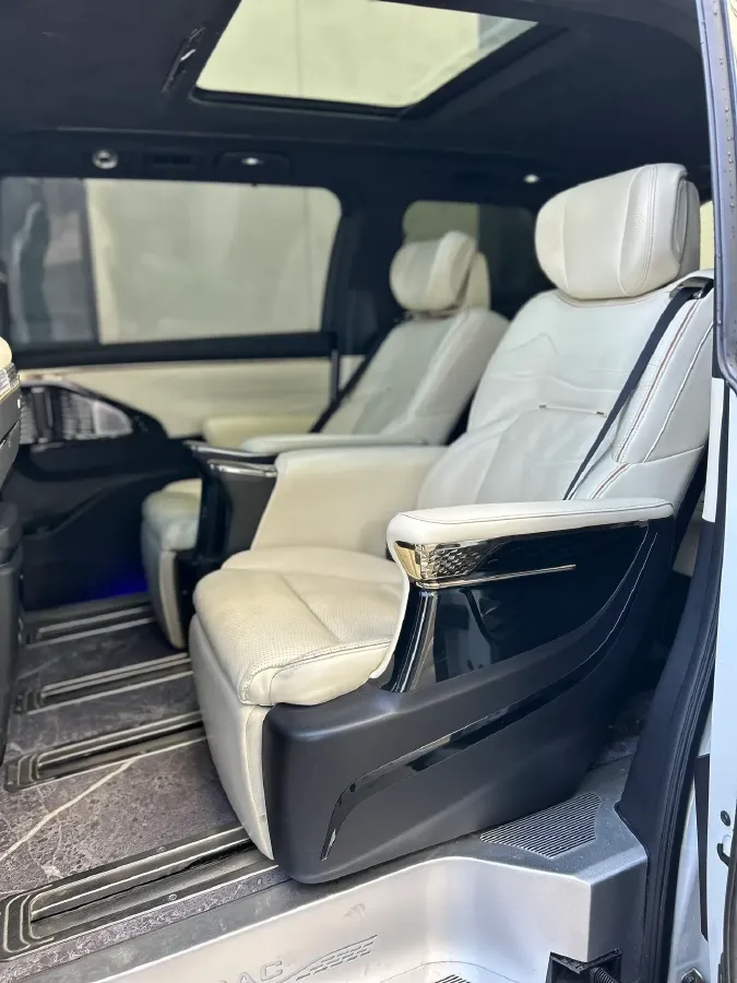 2023 GAC Trumpchi M8 2.0T 252HP L4 8AT,autocango,china used car exporter,china ev exporter,chinese used car exporter,chinese used ev exporter