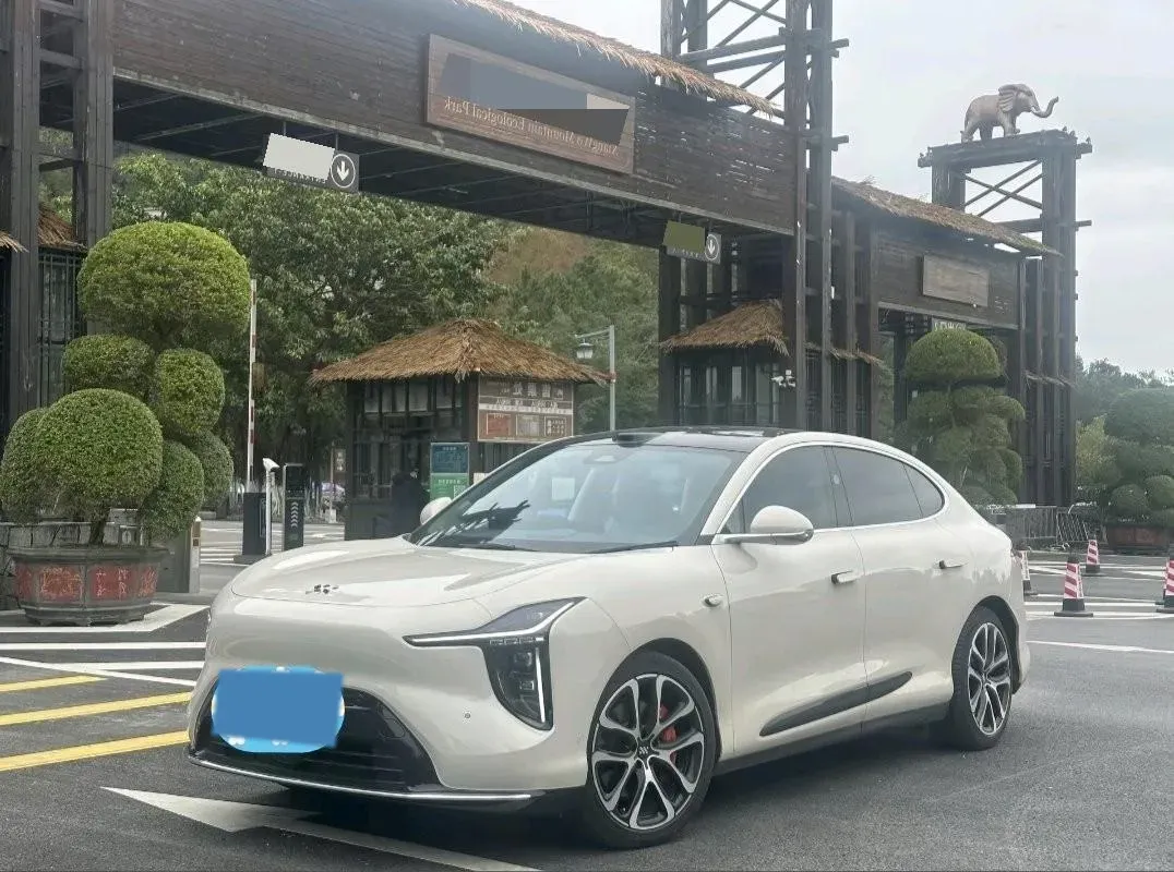 2026 IM LS6 REEV 155HP REEV,autocango,china used car exporter,china ev exporter,chinese used car exporter,chinese used ev exporter