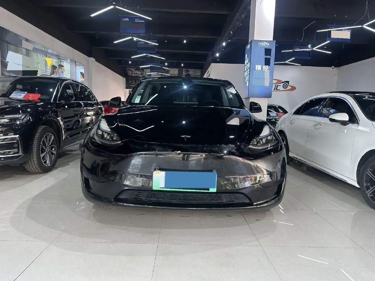 2022 Tesla Model Y BEV 60KWH,autocango,china used car exporter,china ev exporter,chinese used car exporter,chinese used ev exporter