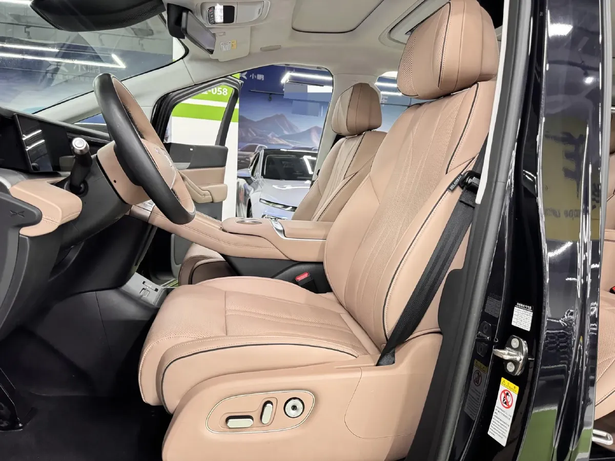 2024 Xpeng X9 BEV 101.5KWH,autocango,china used car exporter,china ev exporter,chinese used car exporter,chinese used ev exporter