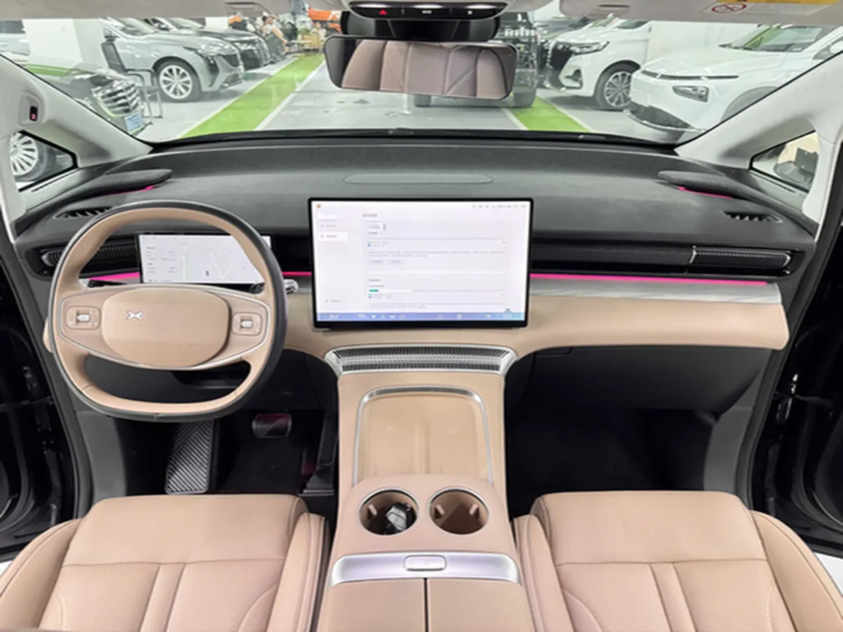 2024 Xpeng X9 BEV 101.5KWH,autocango,china used car exporter,china ev exporter,chinese used car exporter,chinese used ev exporter