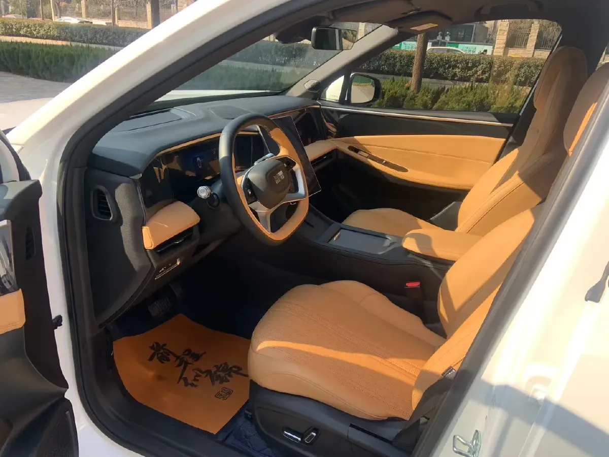 2024 Geely Galaxy L7 1.5T 163HP L4 3DHT PHEV 18.7KWH,autocango,china used car exporter,china ev exporter,chinese used car exporter,chinese used ev exporter