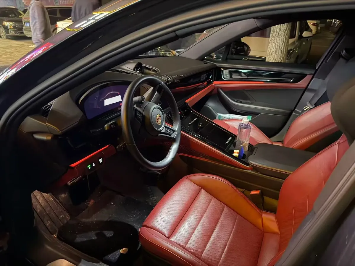 2024 Porsche Panamera 2.9T 353HP V6 8DCT,autocango,china used car exporter,china ev exporter,chinese used car exporter,chinese used ev exporter