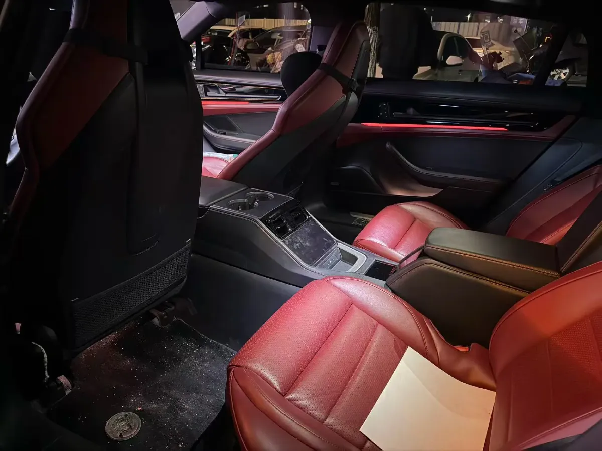 2024 Porsche Panamera 2.9T 353HP V6 8DCT,autocango,china used car exporter,china ev exporter,chinese used car exporter,chinese used ev exporter