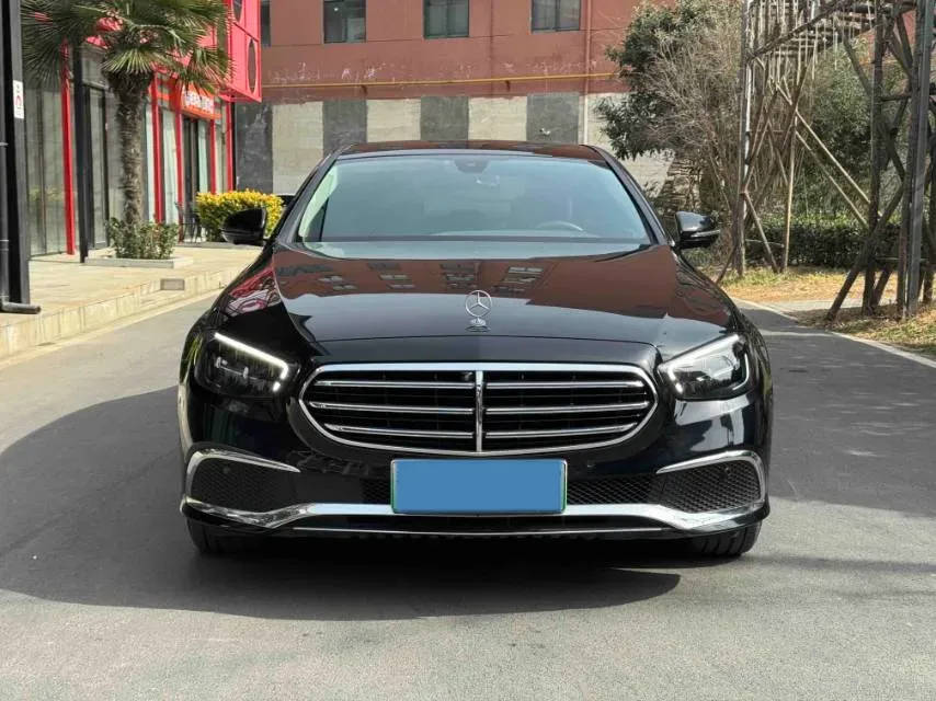 2022 Mercedes-Benz E Class 2.0T 211HP L4 9AT PHEV 25.4KWH,autocango,china used car exporter,china ev exporter,chinese used car exporter,chinese used ev exporter