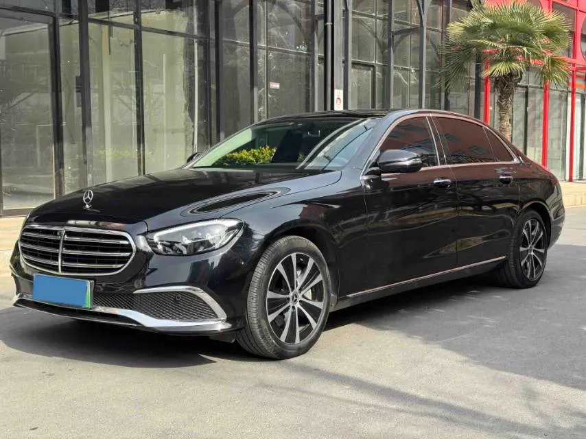 2022 Mercedes-Benz E Class 2.0T 211HP L4 9AT PHEV 25.4KWH,autocango,china used car exporter,china ev exporter,chinese used car exporter,chinese used ev exporter