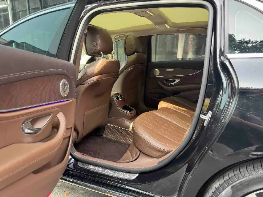 2022 Mercedes-Benz E Class 2.0T 211HP L4 9AT PHEV 25.4KWH,autocango,china used car exporter,china ev exporter,chinese used car exporter,chinese used ev exporter