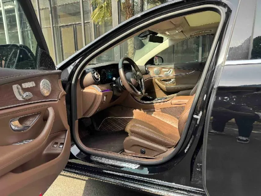 2022 Mercedes-Benz E Class 2.0T 211HP L4 9AT PHEV 25.4KWH,autocango,china used car exporter,china ev exporter,chinese used car exporter,chinese used ev exporter