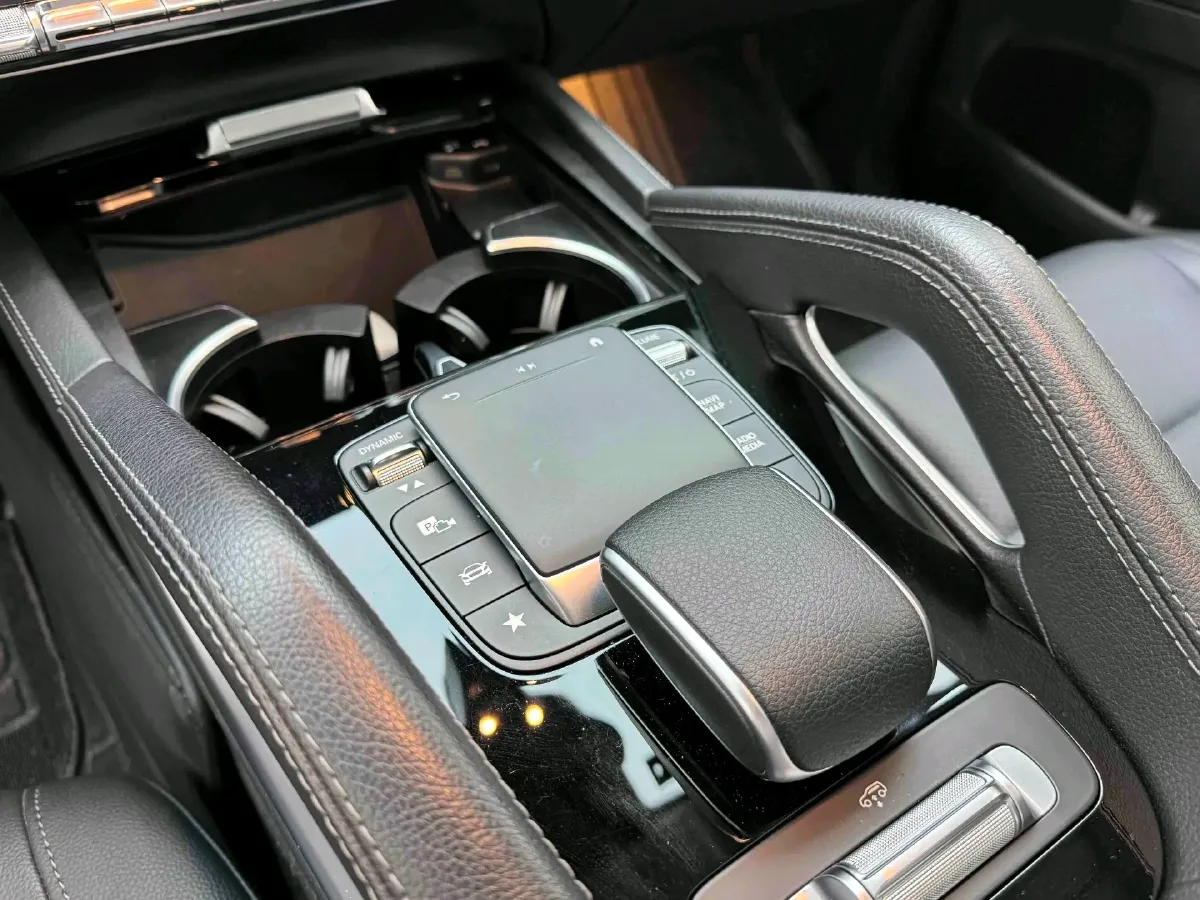 2022 Mercedes-Benz GLE Class 2.0T 258HP L4 9AT,autocango,china used car exporter,china ev exporter,chinese used car exporter,chinese used ev exporter