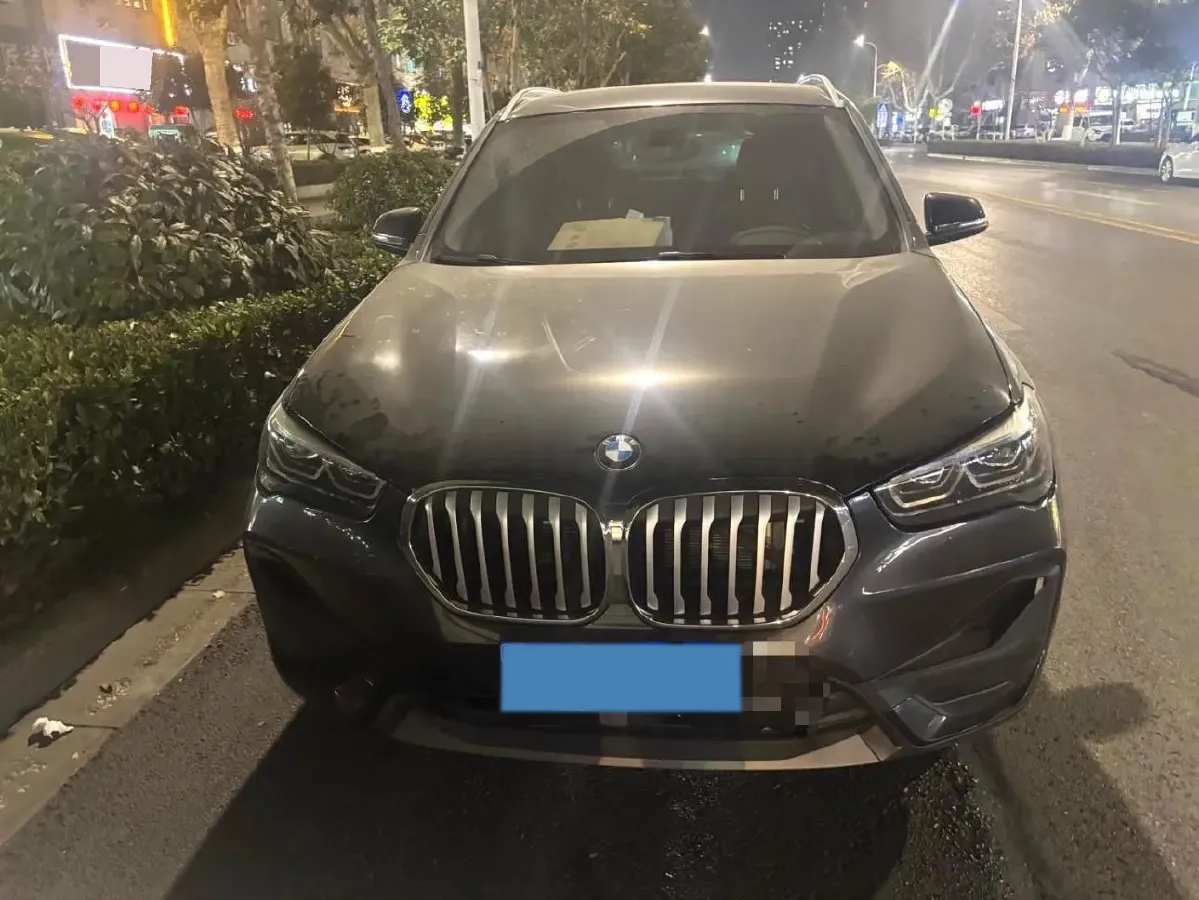 2022 BMW X1 2.0T 192HP L4 7DCT,autocango,china used car exporter,china ev exporter,chinese used car exporter,chinese used ev exporter