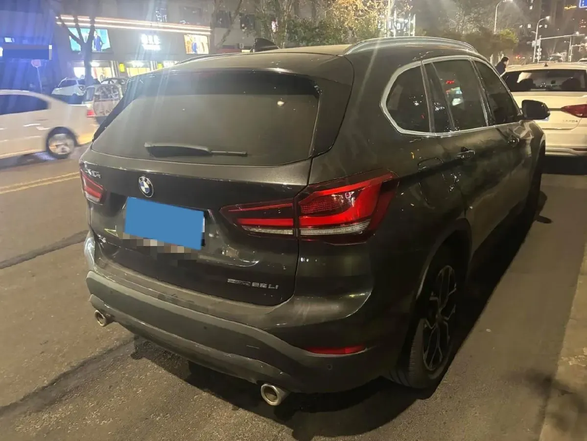 2022 BMW X1 2.0T 192HP L4 7DCT,autocango,china used car exporter,china ev exporter,chinese used car exporter,chinese used ev exporter