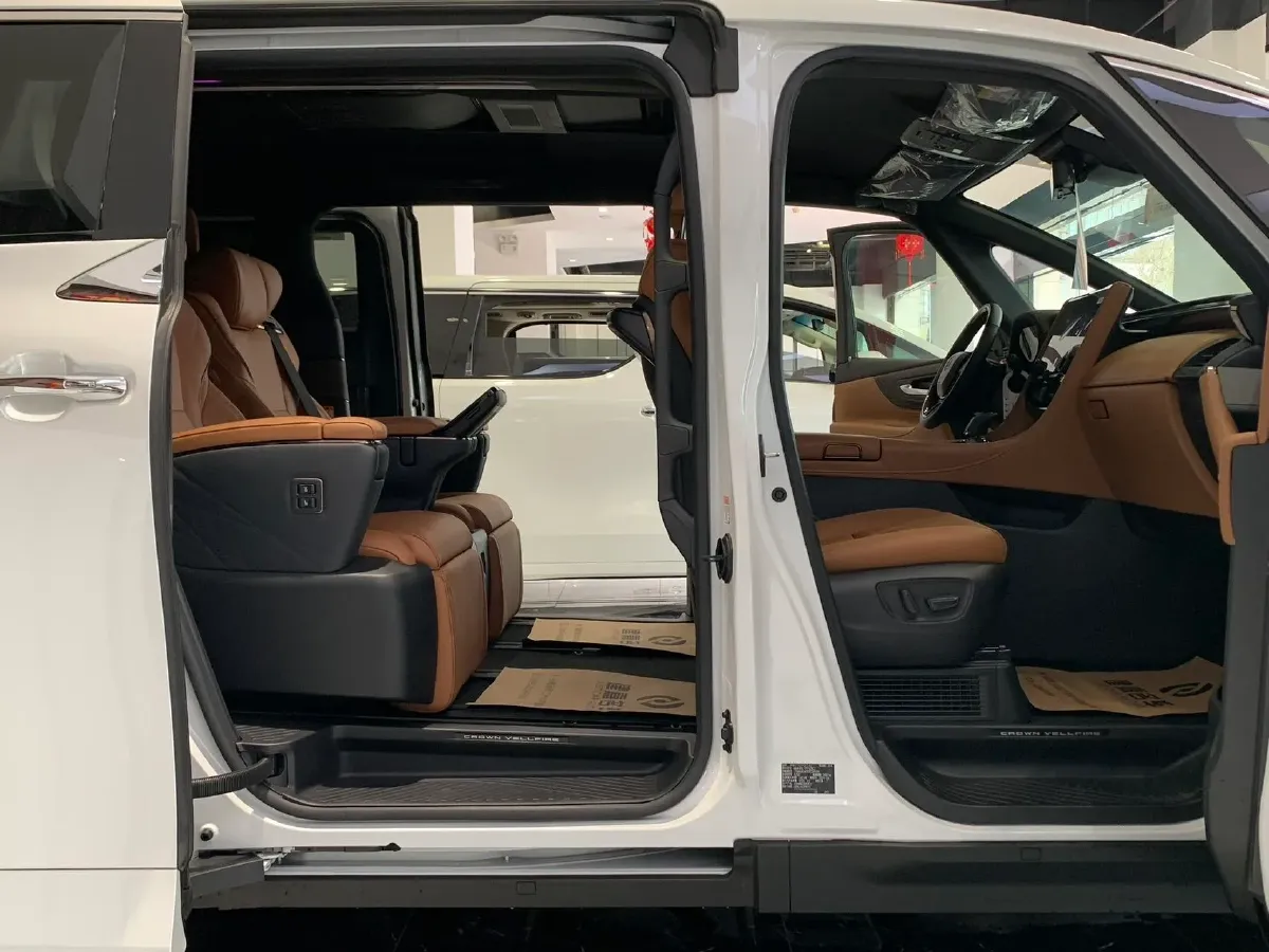 2024 Toyota Vellfire 2.5L 190HP L4 E-CVT Hybrid,autocango,china used car exporter,china ev exporter,chinese used car exporter,chinese used ev exporter