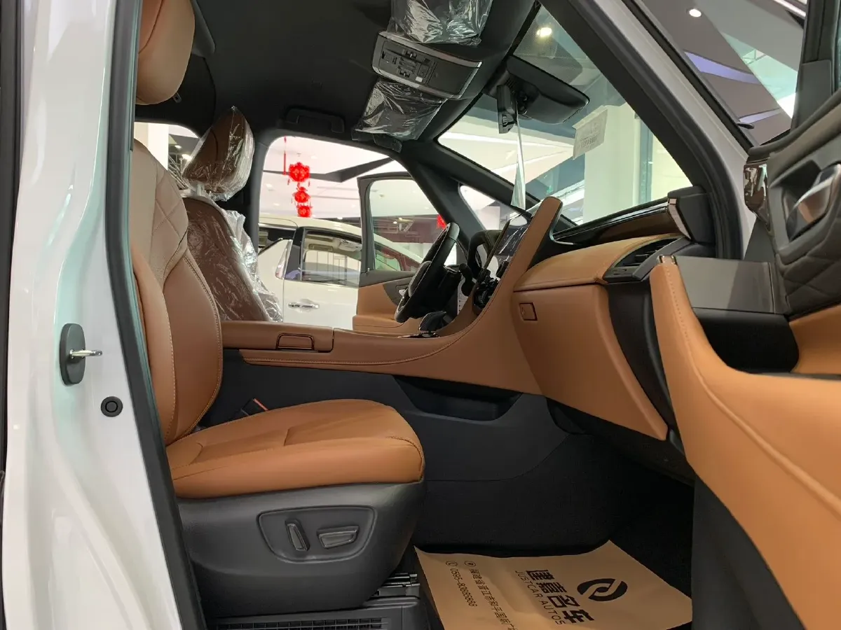 2024 Toyota Vellfire 2.5L 190HP L4 E-CVT Hybrid,autocango,china used car exporter,china ev exporter,chinese used car exporter,chinese used ev exporter
