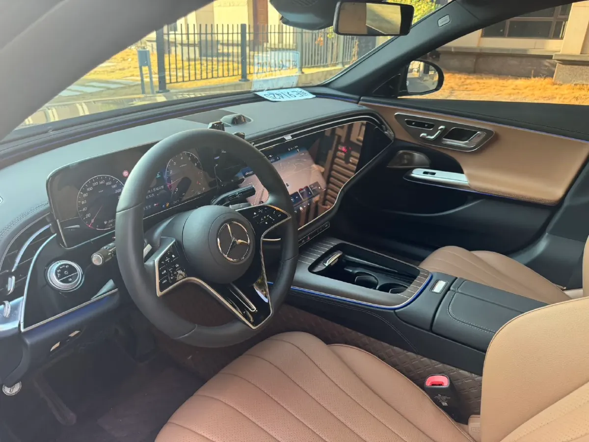 2025 Mercedes-Benz E Class 2.0T 258HP L4 9AT,autocango,china used car exporter,china ev exporter,chinese used car exporter,chinese used ev exporter