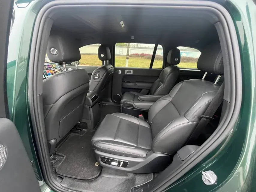 2024 Land Rover Range Rover Evoque 1.5T 200HP L3 8AT PHEV 15.5KWH,autocango,china used car exporter,china ev exporter,chinese used car exporter,chinese used ev exporter