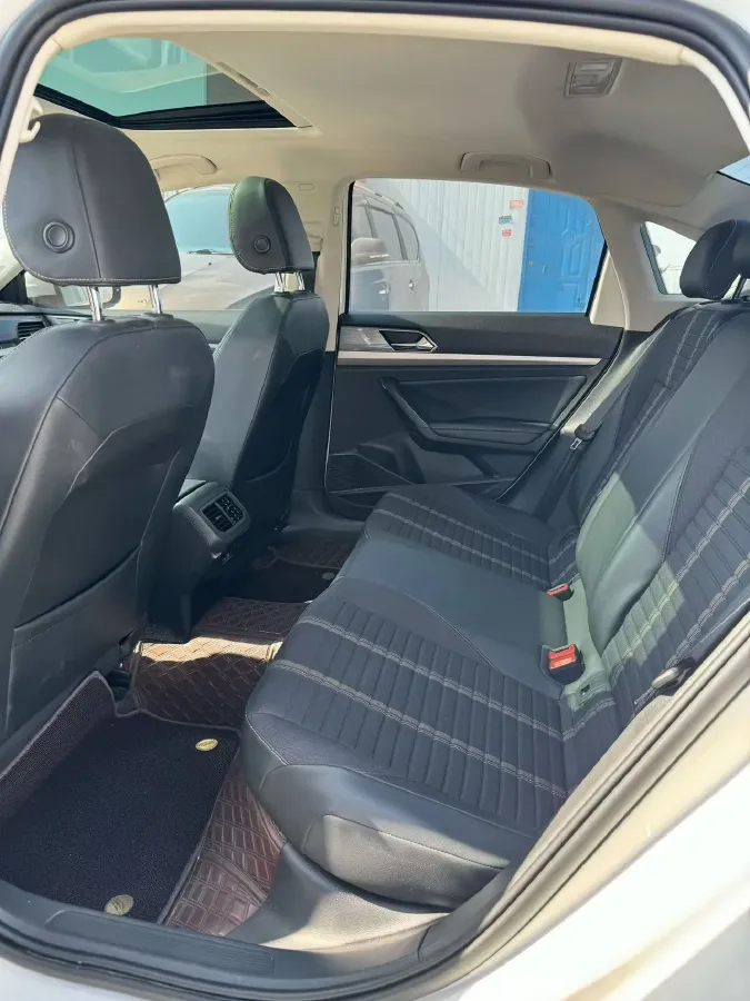 2021 Volkswagen Lavida 1.5L 113HP L4 6AT,autocango,china used car exporter,china ev exporter,chinese used car exporter,chinese used ev exporter