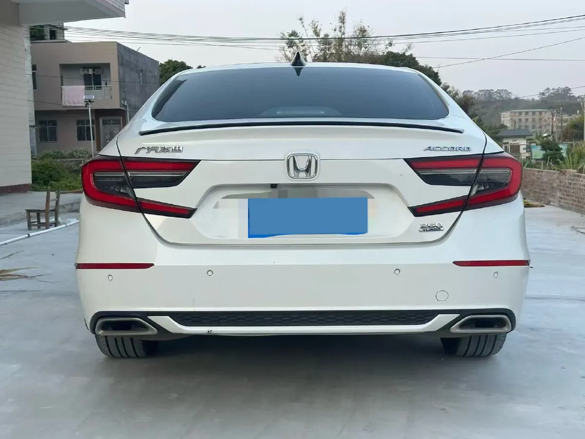 2022 Honda Accord 1.5T 194HP L4 CVT,autocango,china used car exporter,china ev exporter,chinese used car exporter,chinese used ev exporter