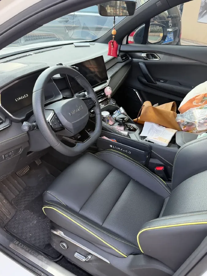 2023 LYNK&CO 06 1.5T 181HP L4 7DCT,autocango,china used car exporter,china ev exporter,chinese used car exporter,chinese used ev exporter