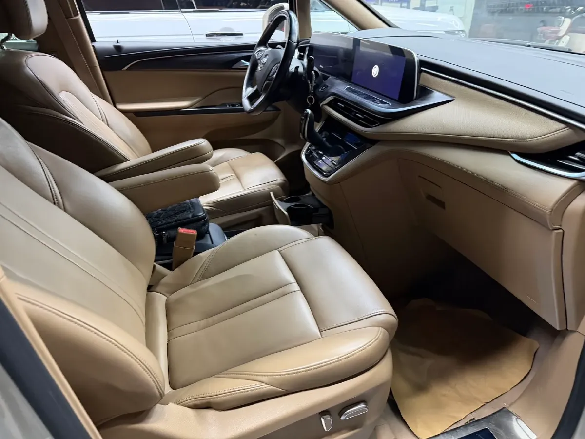 2020 Buick GL8 2.0T 237HP L4 9AT,autocango,china used car exporter,china ev exporter,chinese used car exporter,chinese used ev exporter