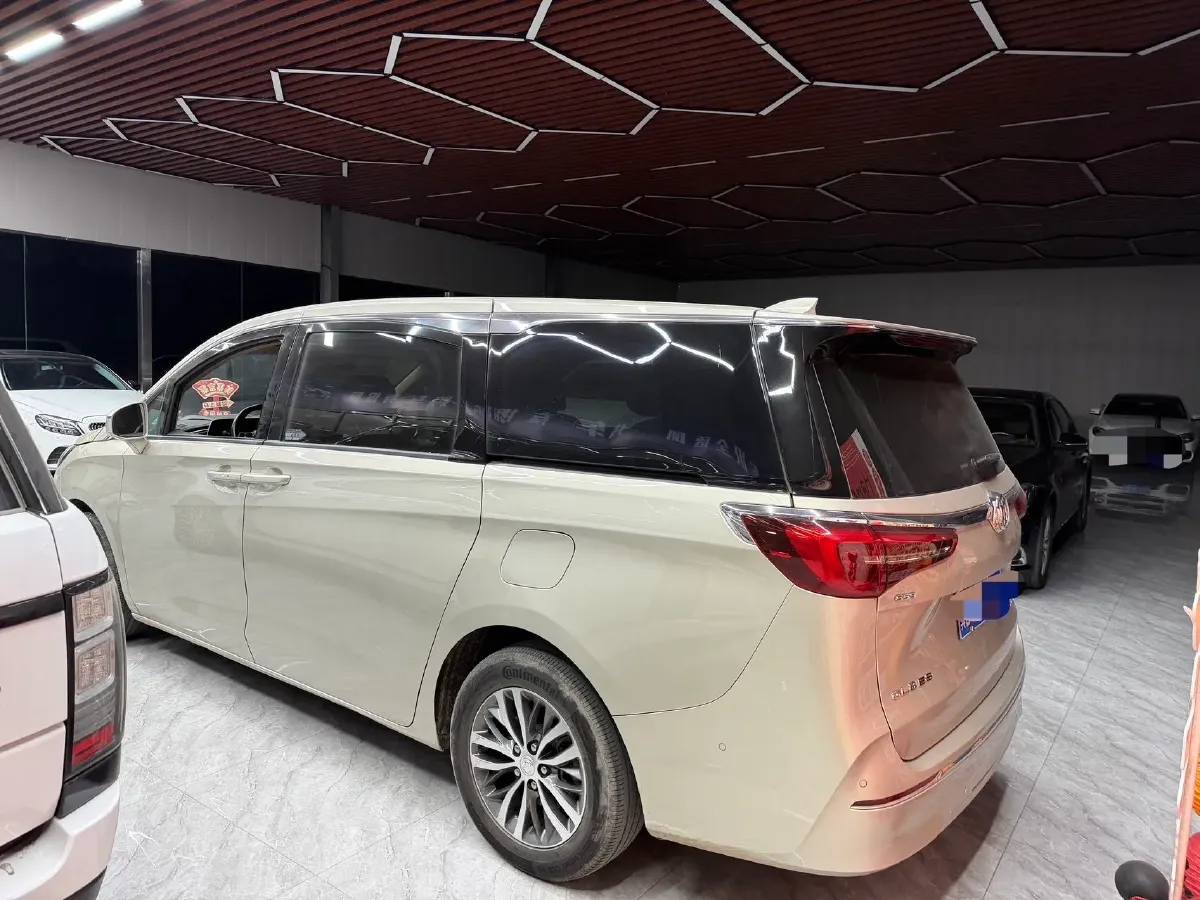 2020 Buick GL8 2.0T 237HP L4 9AT,autocango,china used car exporter,china ev exporter,chinese used car exporter,chinese used ev exporter