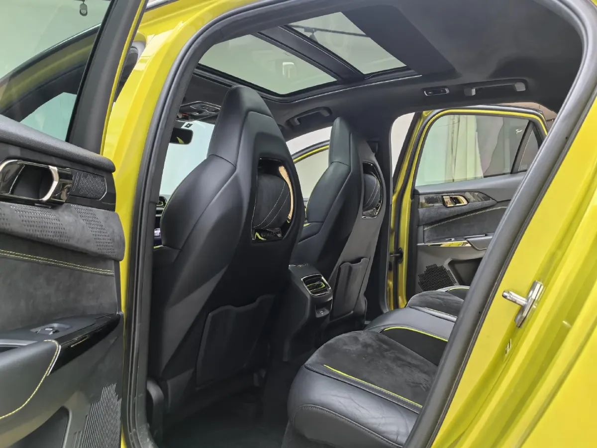 2020 LYNK&CO 03 2.0T 254HP L4 8AT,autocango,china used car exporter,china ev exporter,chinese used car exporter,chinese used ev exporter