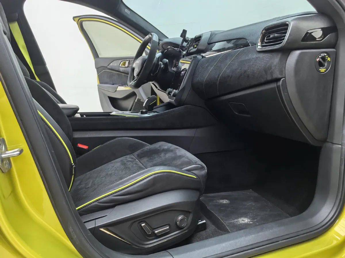 2020 LYNK&CO 03 2.0T 254HP L4 8AT,autocango,china used car exporter,china ev exporter,chinese used car exporter,chinese used ev exporter