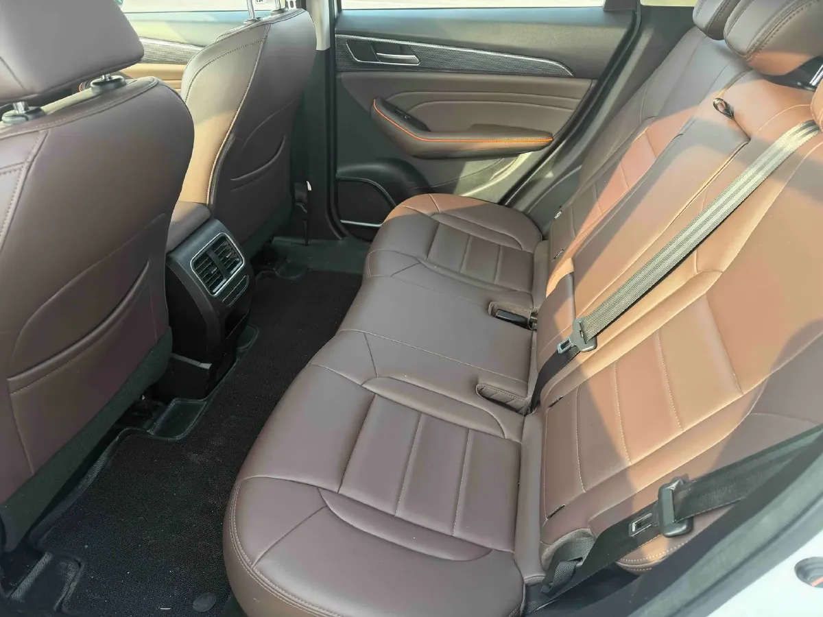 2020 Haval F7 2.0T 224HP L4 7DCT,autocango,china used car exporter,china ev exporter,chinese used car exporter,chinese used ev exporter