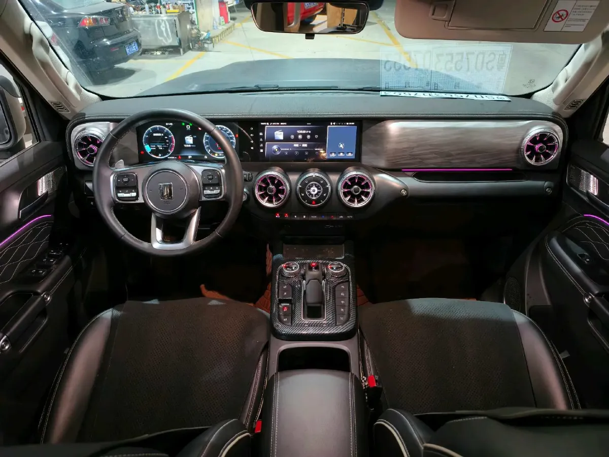 2023 Tank 300 2.0T 227HP L4 8AT,autocango,china used car exporter,china ev exporter,chinese used car exporter,chinese used ev exporter