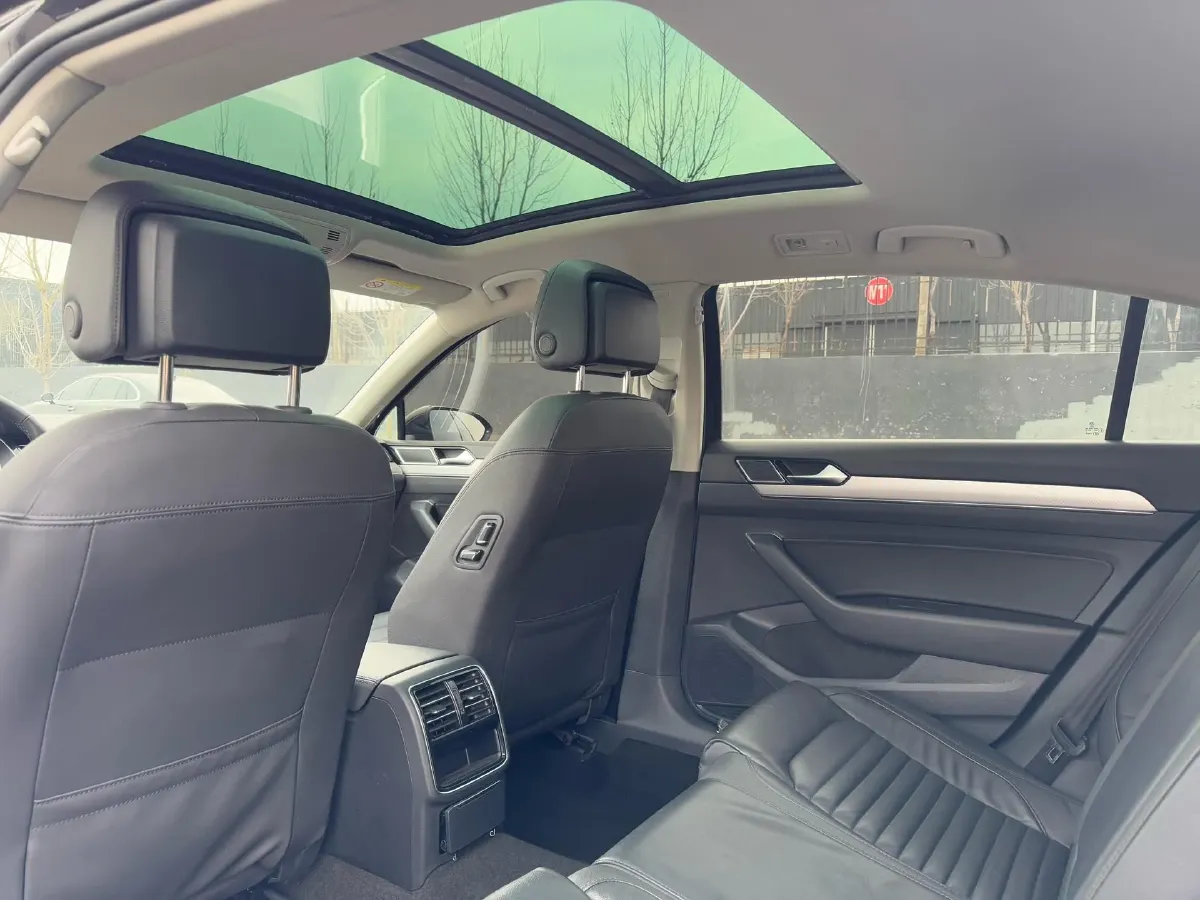 2019 Chevrolet Malibu XL 2.0T 241HP L4 9AT,autocango,china used car exporter,china ev exporter,chinese used car exporter,chinese used ev exporter