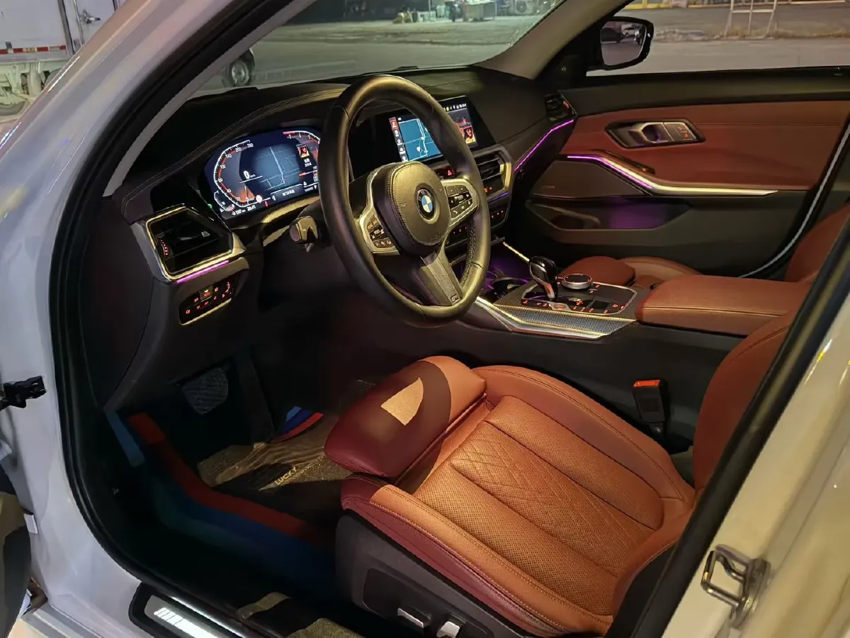 2022 BMW 3 Series 2.0T 258HP L4 8AT,autocango,china used car exporter,china ev exporter,chinese used car exporter,chinese used ev exporter