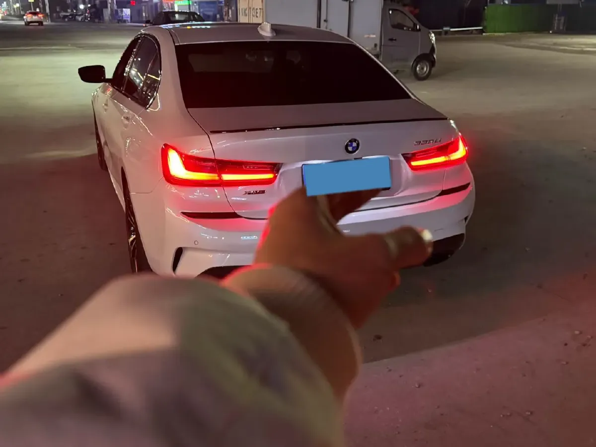 2022 BMW 3 Series 2.0T 258HP L4 8AT,autocango,china used car exporter,china ev exporter,chinese used car exporter,chinese used ev exporter