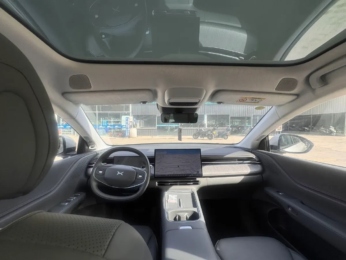 2025 Xpeng G6 BEV 68.5KWH,autocango,china used car exporter,china ev exporter,chinese used car exporter,chinese used ev exporter