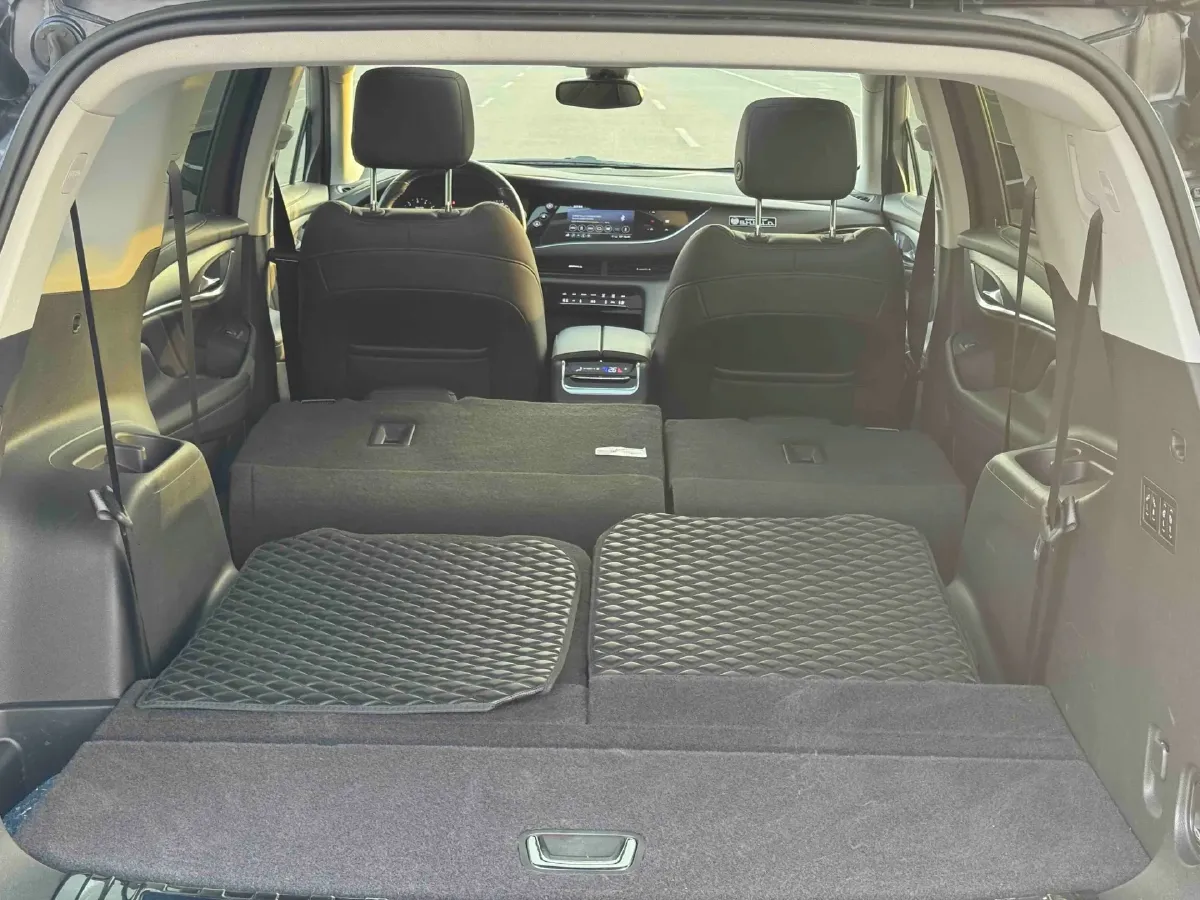 2020 Buick Enclave 2.0T 237HP L4 9AT,autocango,china used car exporter,china ev exporter,chinese used car exporter,chinese used ev exporter