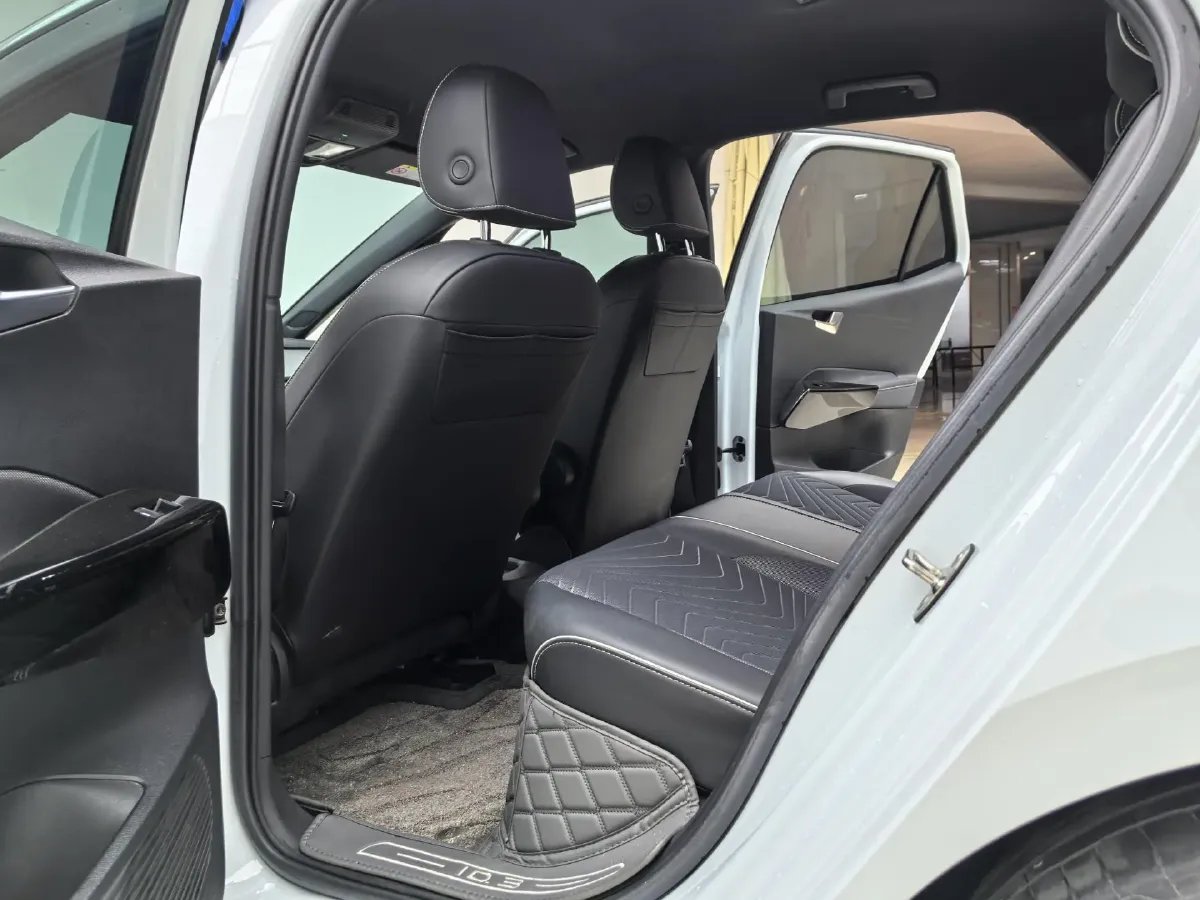 2023 Volkswagen ID.3 BEV 52.8KWH,autocango,china used car exporter,china ev exporter,chinese used car exporter,chinese used ev exporter