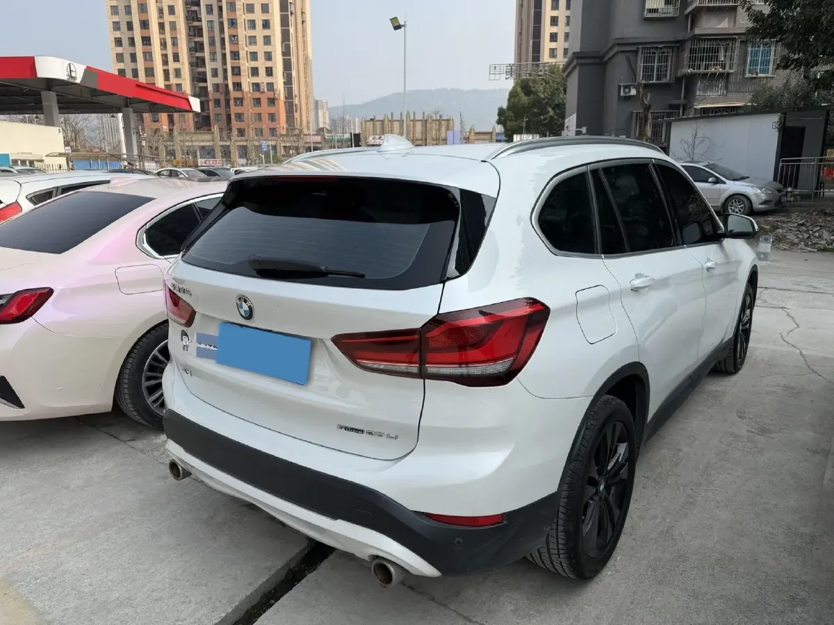 2020 BMW X1 1.5T 140HP L3 7DCT,autocango,china used car exporter,china ev exporter,chinese used car exporter,chinese used ev exporter