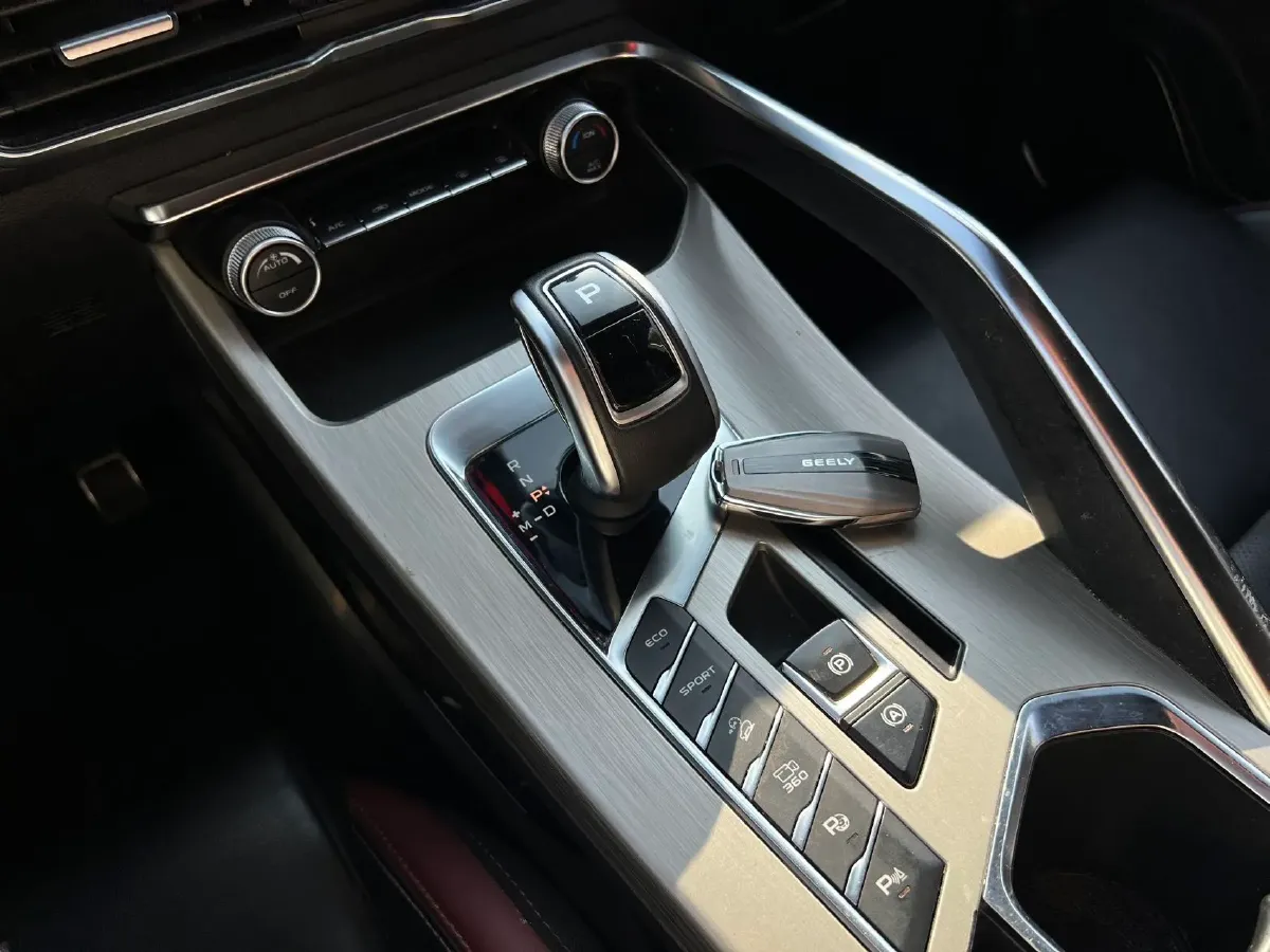 2019 Geely Coolray 1.5T 177HP L3 7DCT,autocango,china used car exporter,china ev exporter,chinese used car exporter,chinese used ev exporter