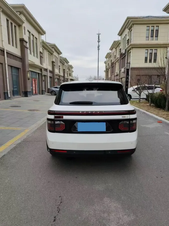 2018 BaoJun 530 1.8L 137HP L4 5AMT,autocango,china used car exporter,china ev exporter,chinese used car exporter,chinese used ev exporter
