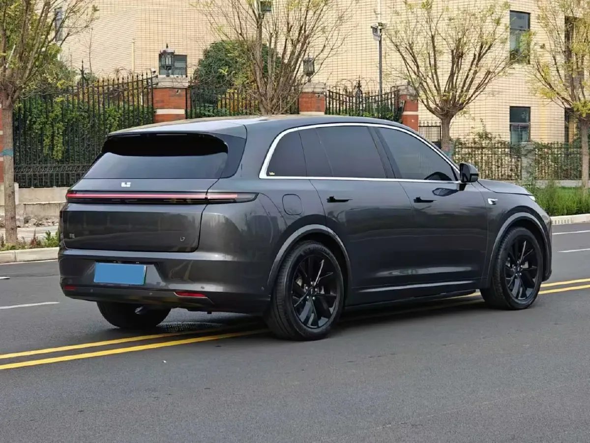 2023 Li L7 Range Extended 154HP REEV 40.9KWH,autocango,china used car exporter,china ev exporter,chinese used car exporter,chinese used ev exporter
