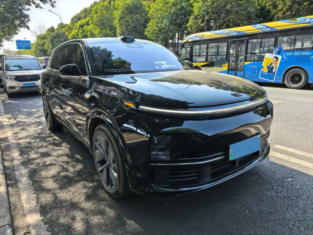 2024 Li L8 Range Extended 154HP REEV 42.8KWH,autocango,china used car exporter,china ev exporter,chinese used car exporter,chinese used ev exporter