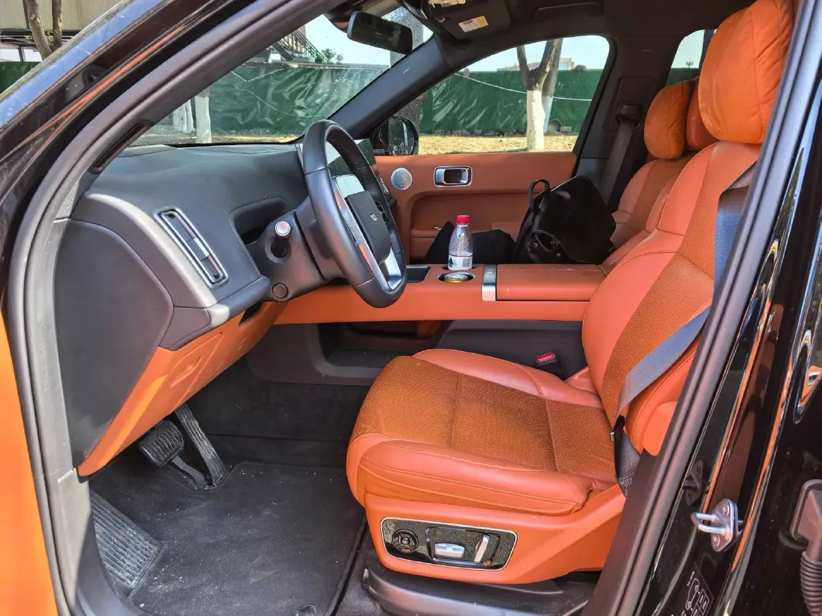 2024 Li L8 Range Extended 154HP REEV 42.8KWH,autocango,china used car exporter,china ev exporter,chinese used car exporter,chinese used ev exporter