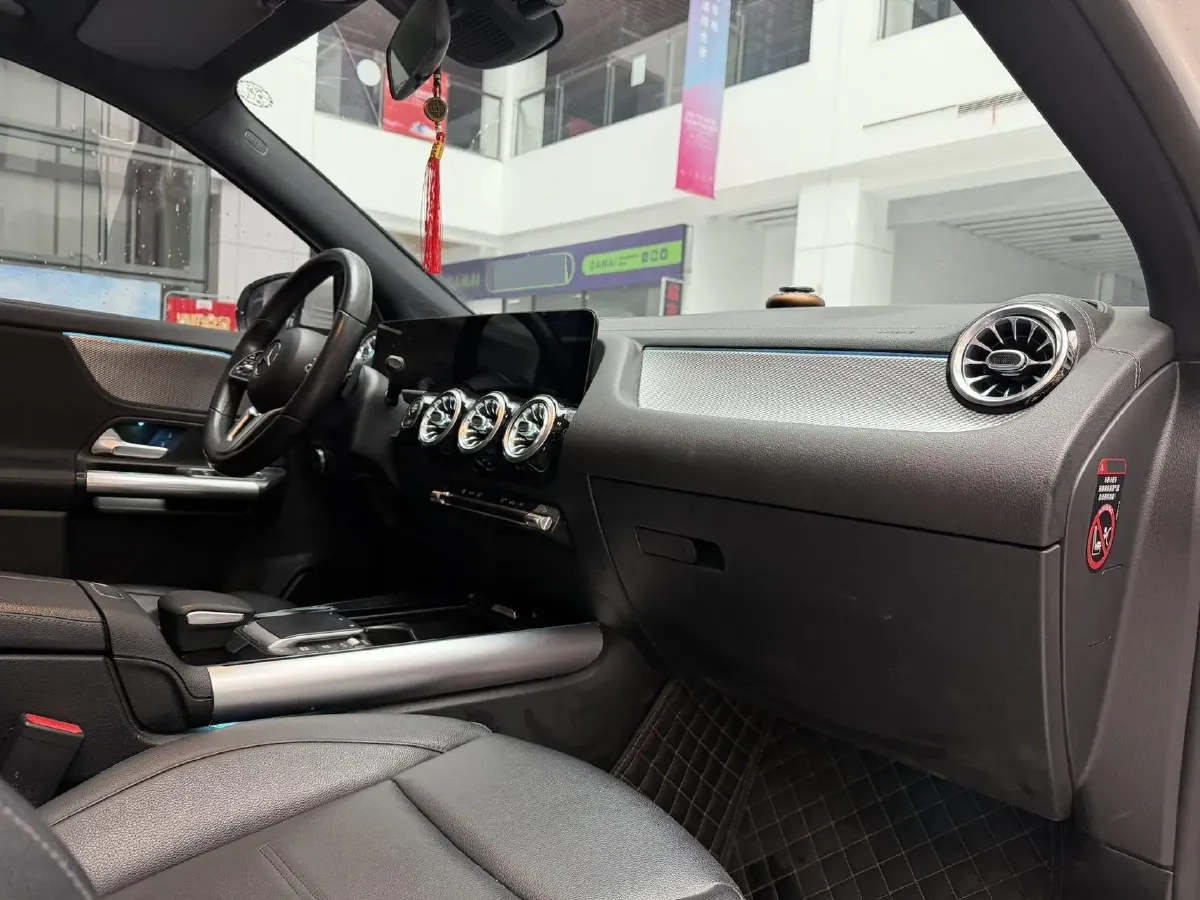 2022 Mercedes-Benz GLA Class 1.3T 163HP L4 7DCT,autocango,china used car exporter,china ev exporter,chinese used car exporter,chinese used ev exporter