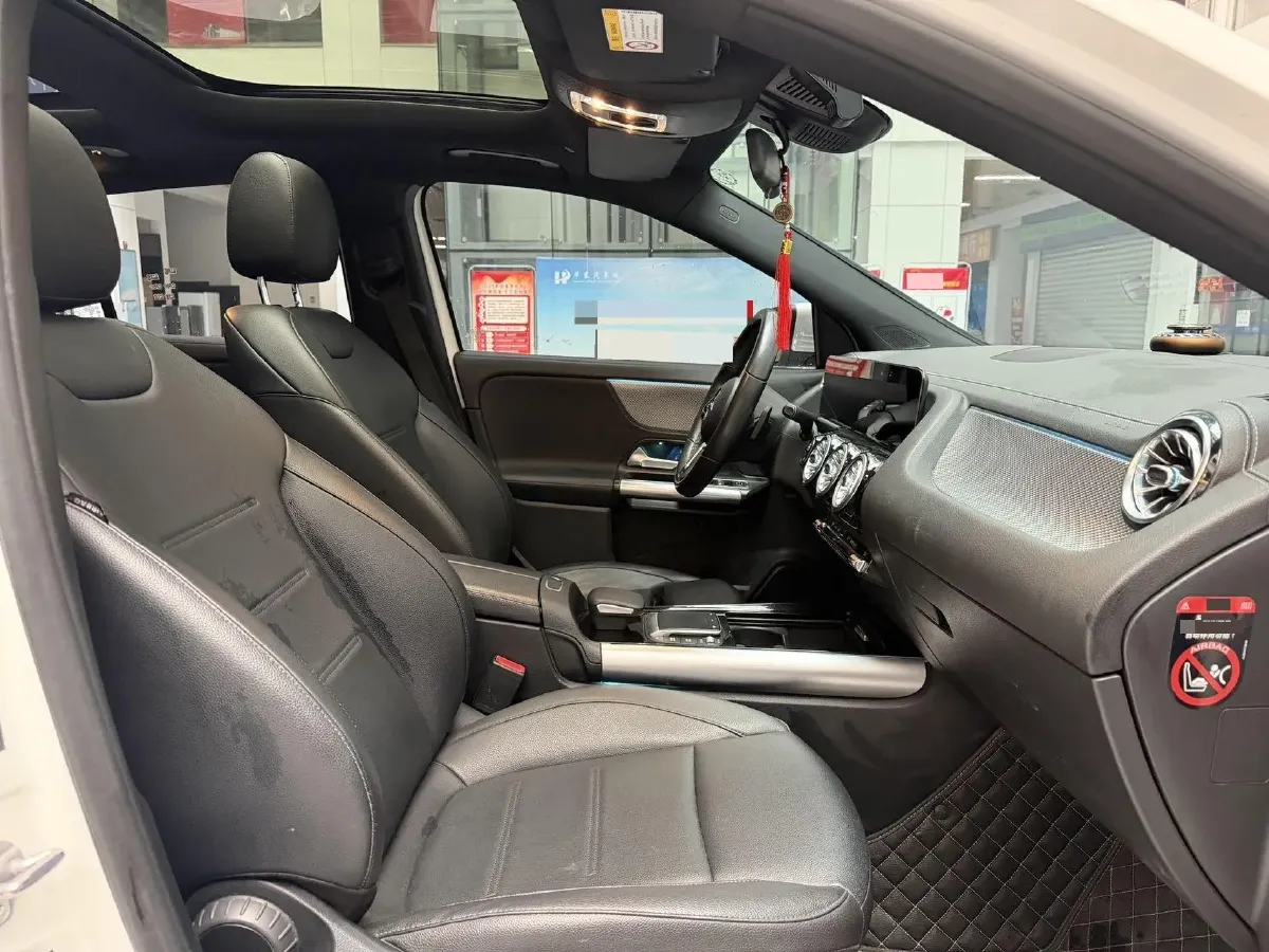 2022 Mercedes-Benz GLA Class 1.3T 163HP L4 7DCT,autocango,china used car exporter,china ev exporter,chinese used car exporter,chinese used ev exporter