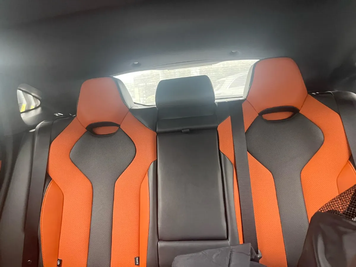 2023 ChangAn UNI-V 2.0T 233HP L4 8AT,autocango,china used car exporter,china ev exporter,chinese used car exporter,chinese used ev exporter