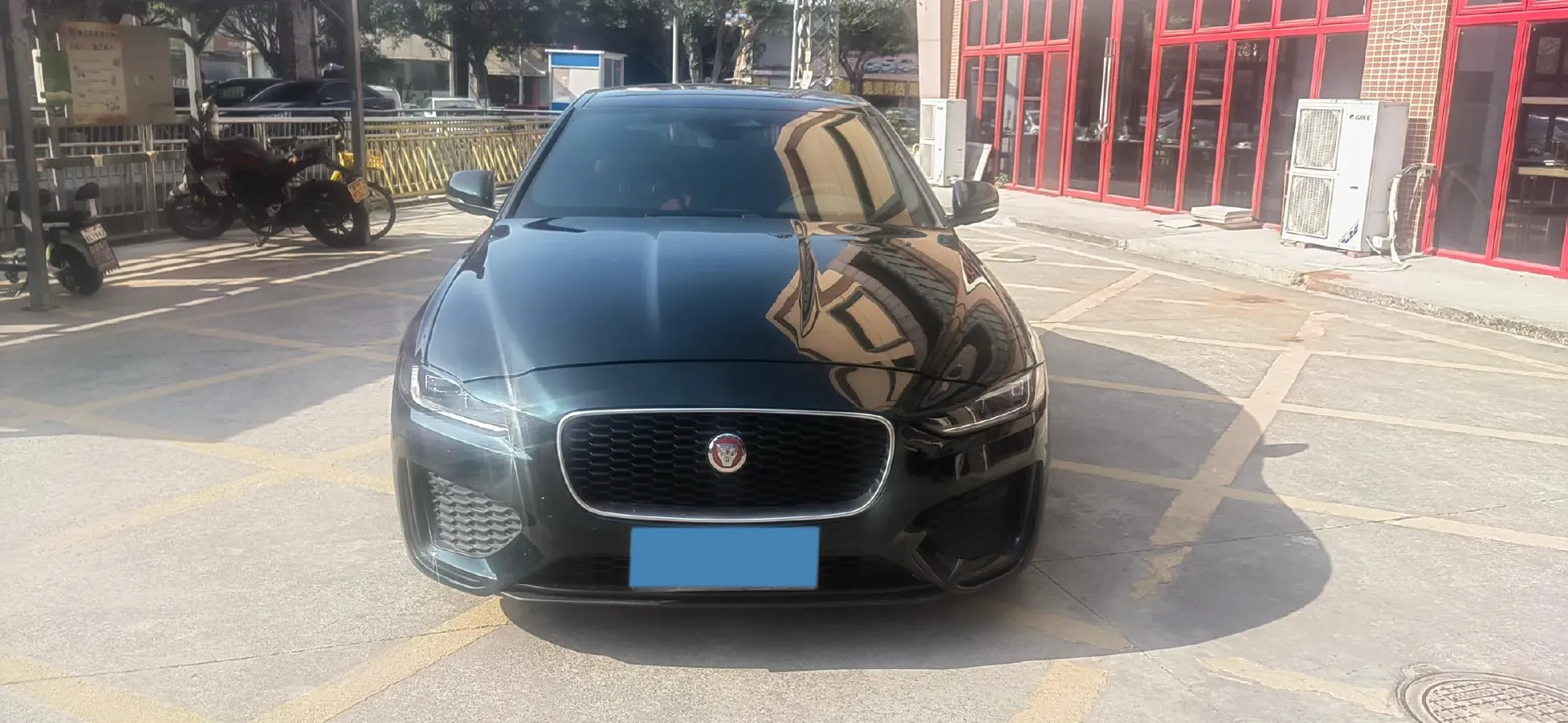 2021 Jaguar XEL 2.0T 250HP L4 8AT,autocango,china used car exporter,china ev exporter,chinese used car exporter,chinese used ev exporter