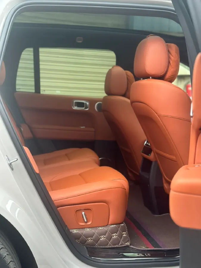 2024 Li L6 Range Extended 154HP L4 REEV 36.8KWH,autocango,china used car exporter,china ev exporter,chinese used car exporter,chinese used ev exporter