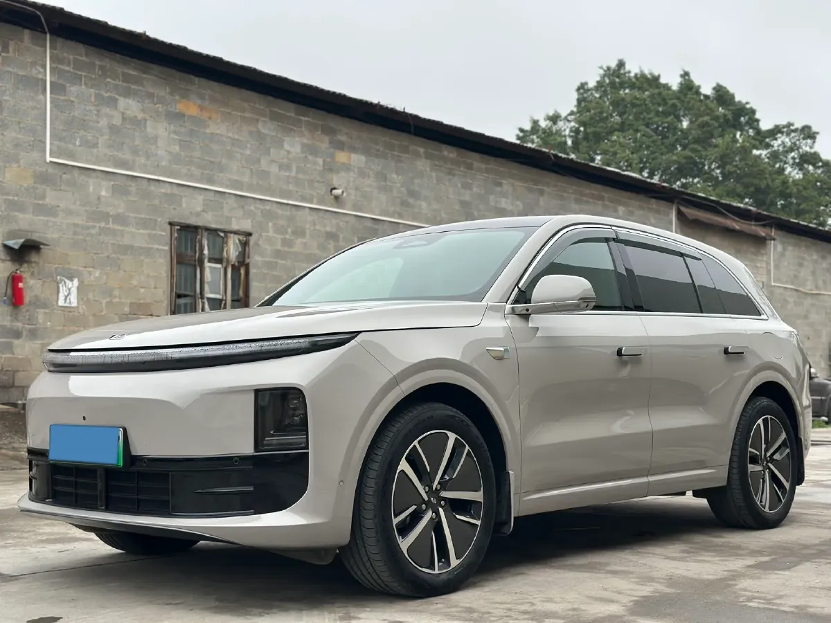2024 Li L6 Range Extended 154HP L4 REEV 36.8KWH,autocango,china used car exporter,china ev exporter,chinese used car exporter,chinese used ev exporter