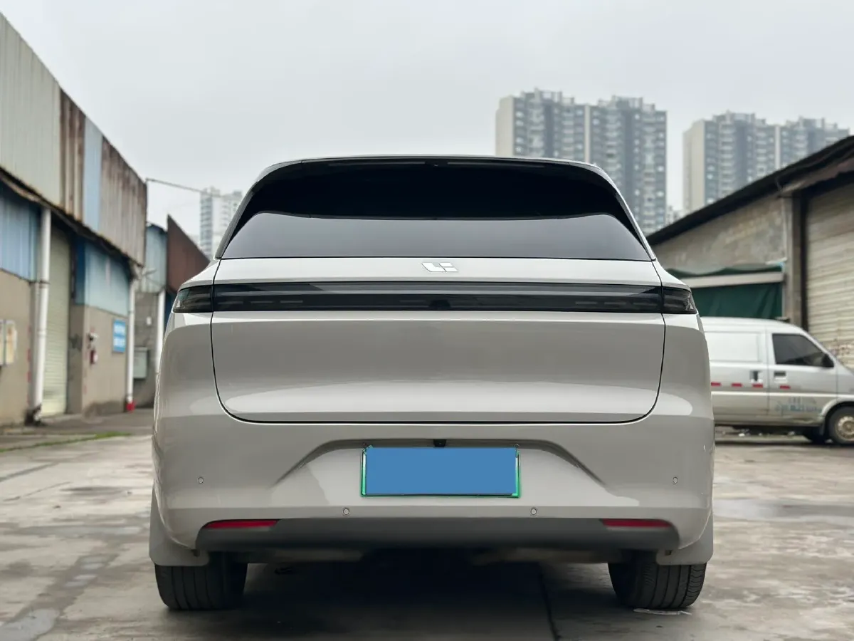 2024 Li L6 Range Extended 154HP L4 REEV 36.8KWH,autocango,china used car exporter,china ev exporter,chinese used car exporter,chinese used ev exporter
