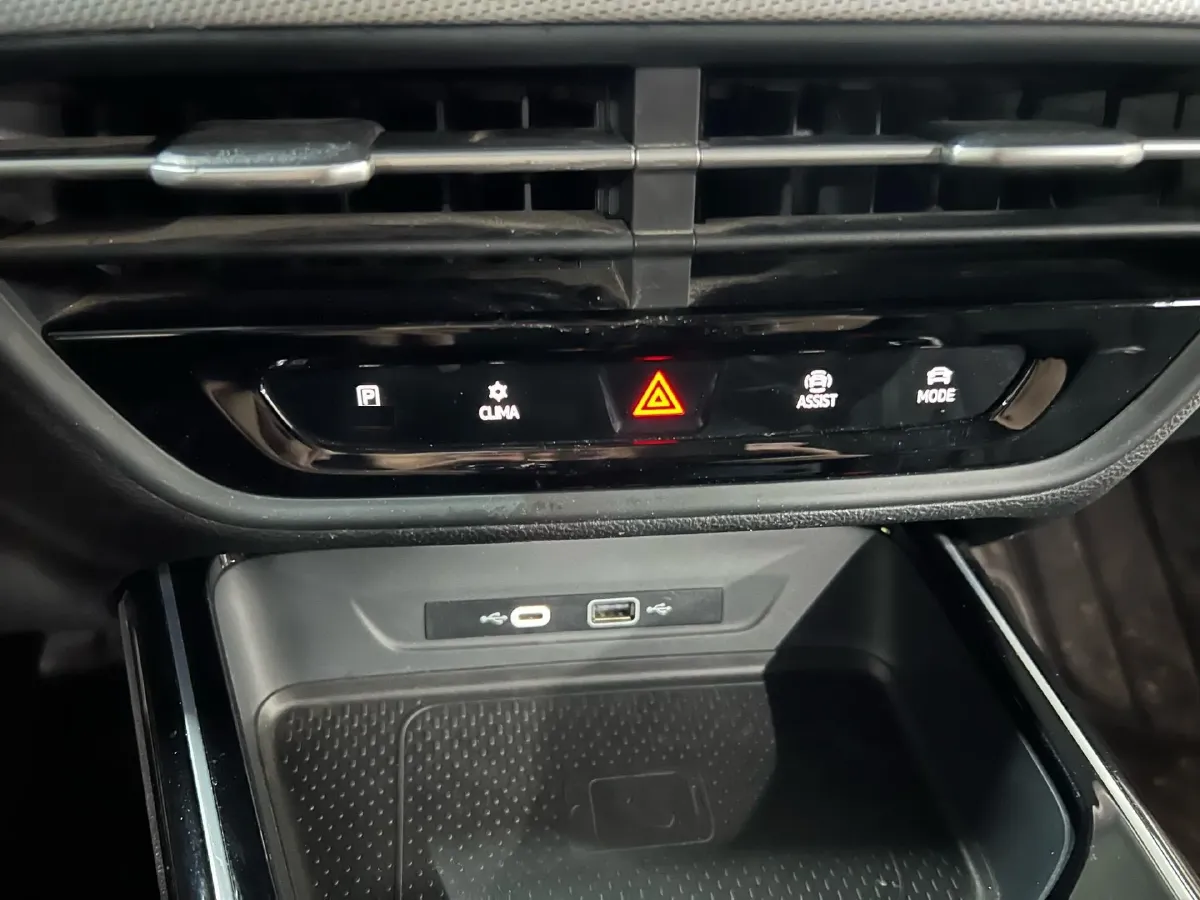 2023 Volkswagen Lamando 1.4T 150HP L4 7DCT,autocango,china used car exporter,china ev exporter,chinese used car exporter,chinese used ev exporter