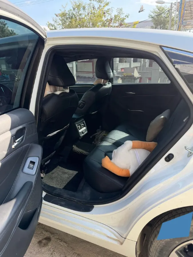 2023 Toyota Avalon 2.5L 207HP L4 8AT,autocango,china used car exporter,china ev exporter,chinese used car exporter,chinese used ev exporter