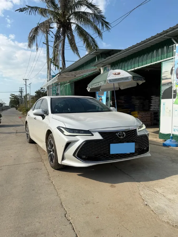 2023 Toyota Avalon 2.5L 207HP L4 8AT,autocango,china used car exporter,china ev exporter,chinese used car exporter,chinese used ev exporter
